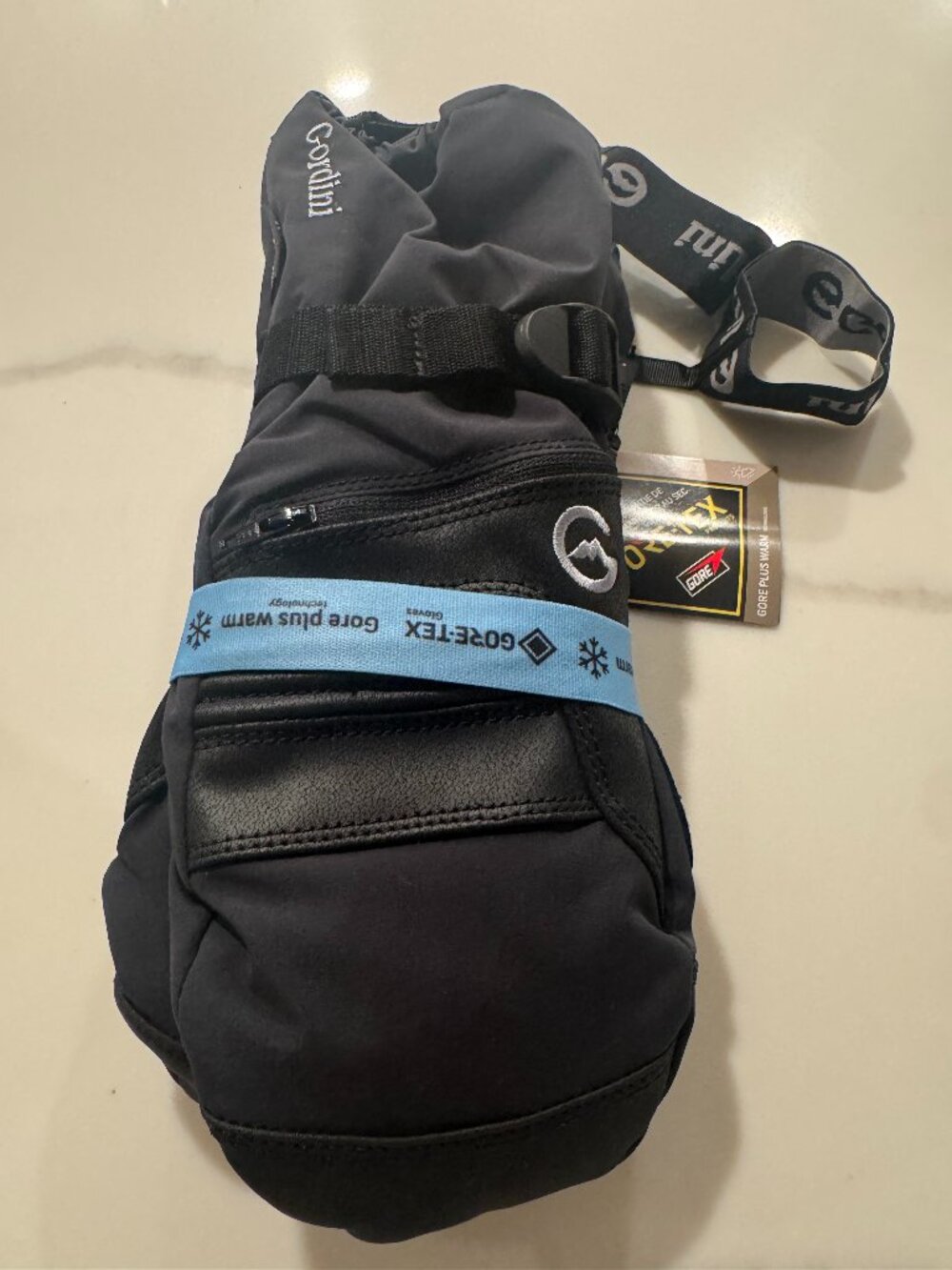 BRAND NEW WITH TAGS-Gordini Women's Gore-tex Ski Mittens